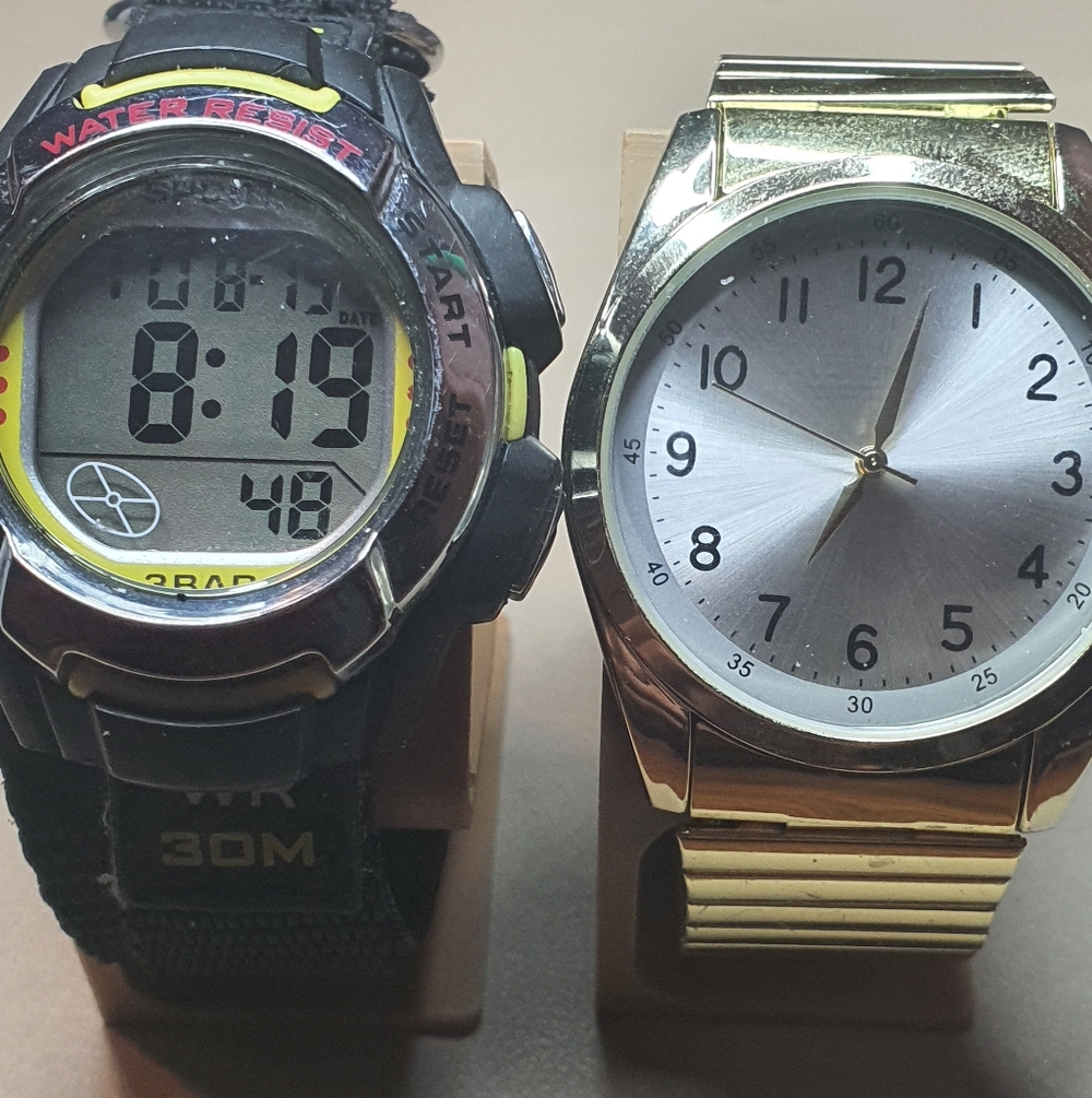 10/$20 Lot Of 2 Unbranded Men's Watches